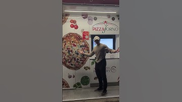 hot pizza vending machine🍕