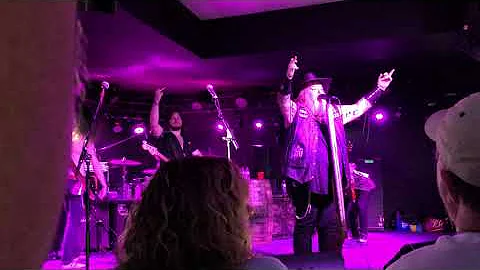 Texas Hippie Coalition - Dirty Finger - Live at Blue Note