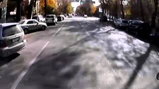 Алматы. Как повернуть налево без нарушения ПДД 20141020 1348