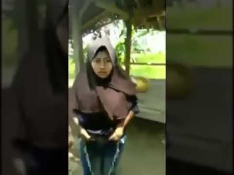 Viral 2021// ABG terciduk sedang wik wik dikebun