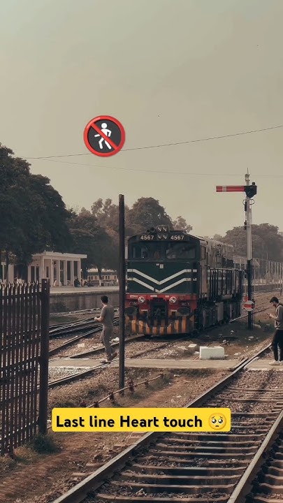Ush Bewafa Ko Ek Nazar Dekhna Bhi Hai shorts youtubeshorts YouTube ush-bewafa-ko-ek-nazar-dekhna-bhi-hai-shorts-youtubeshorts-youtube