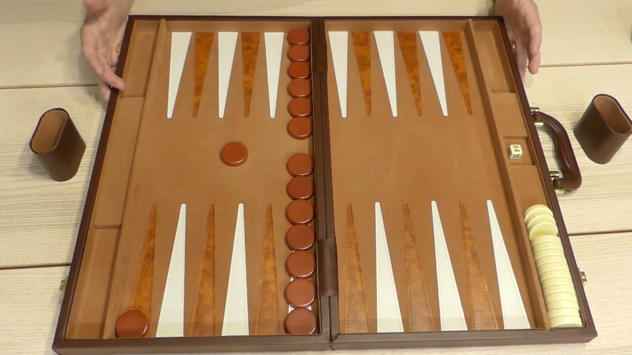 21-inch Tournament Backgammon Set by GammonVillage - Brown