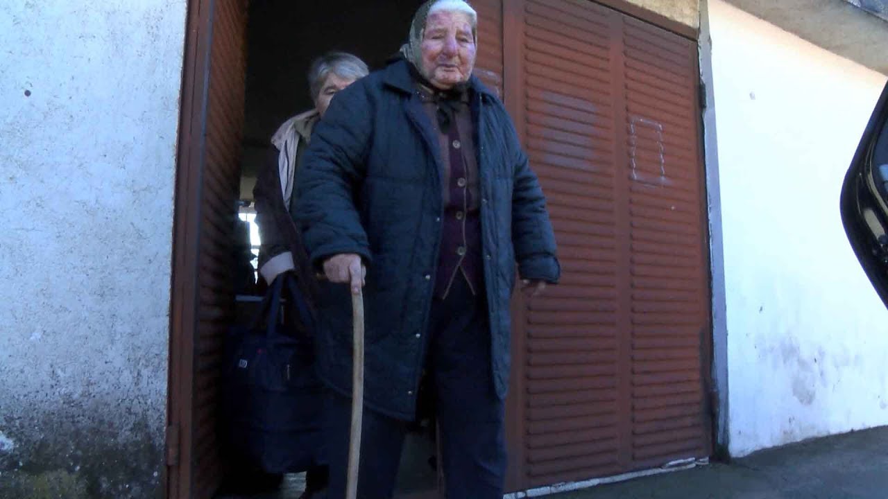 Рецедивист нападна възрастна жена в Гурково