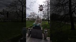 Walkaround One of Four Chinese Figures at Large Chinese Bridge x Alexander Park #travel #observation