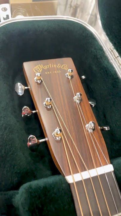 Martin OM-28 Standard Grand Auditorium Acoustic Guitar, Solid Spruce Top, 1933 Ambertone | Unclasped