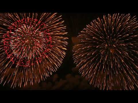 वीडियो: चीनी नववर्ष पटाखा समारोह