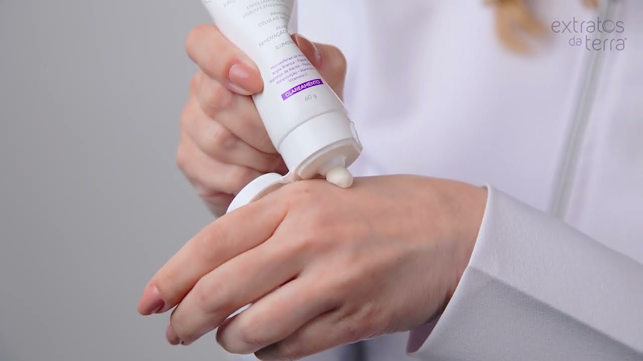 Peeling Fitomineral: Esfoliação Facial Poderosa para Clareamento e Iluminação da Pele