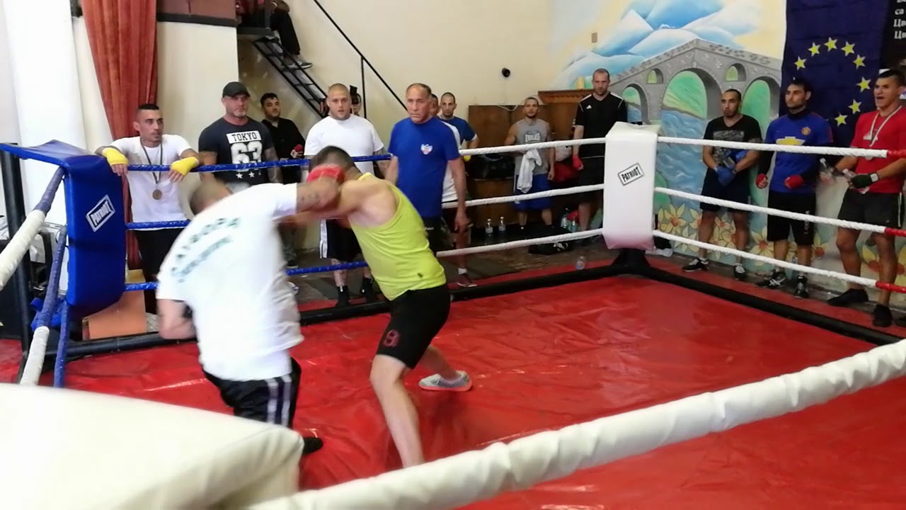 Бокс до дупка