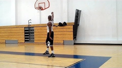 Back-Thru, Behind-Crossover Pullup Jumper Pt. 1 | Dre Baldwin