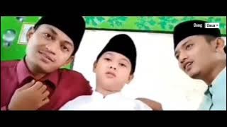 AA FARHAN Putra mahkota dari JENDRAL SALAFY , ABUYA UCI lagi bersholawat bersama 2 Santri 😘😘❤️❤️