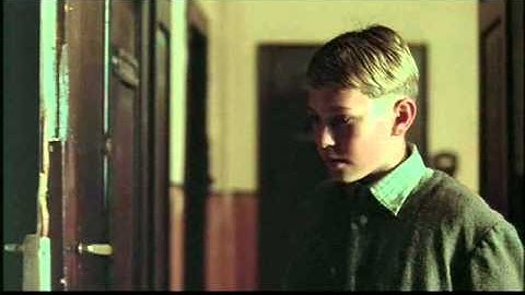 映画　ヒトラー 〜最期の12日間〜 　日本語予告編