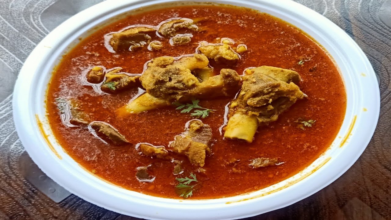Mutton Rassa Plate तर्रीदार झणझणीत गावरान मटण रस्सा । mutton rassa | mutton gravey - YouTube