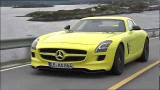 Mercedes-Benz 2013 SLS AMG E-Cell Trailer