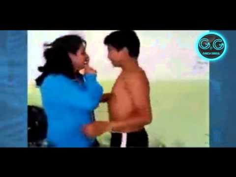 ALUMNO LE  BAILA SEDUCTORAMENTE A MAESTRA DE SECUNDARIA