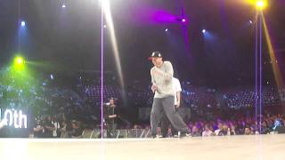 JUSTE DEBOUT 2011 | POPPIN FINAL | Crazy Kyo & Poppin J (KOREA) vs Kei & Gucchon (JAPAN)