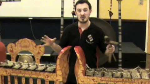 Balinese gamelan ombak vibration