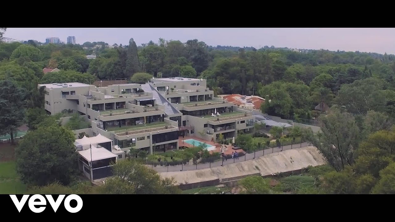 Karizma - Shisha Pipe (Official Video)