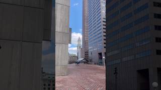 Do not miss this view of The Custom House Tower from Boston City Hall in Boston, Massachussets ☘️🏫