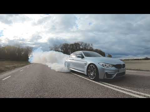 BMW M4 rolling burnout