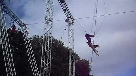 Gorilla Circus - flying trapeze Kensington Gardens - Monster rig2