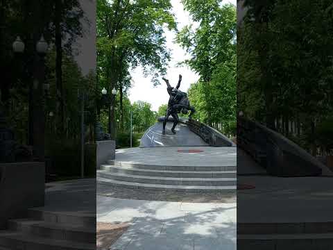 Video: Moskova'da yürüyüş: Luzhniki Parkı