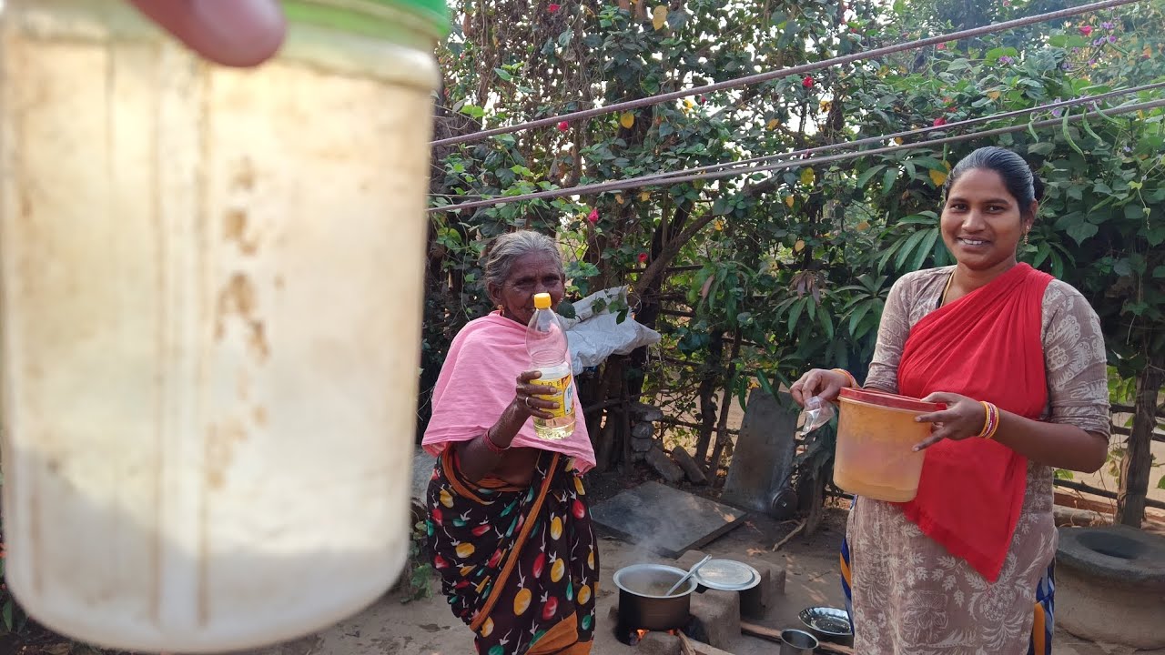 గంగలష్మి పప్పు కూర తాలింపు వేసి వండింది..చాలా testy గా ఉంది 😋😋