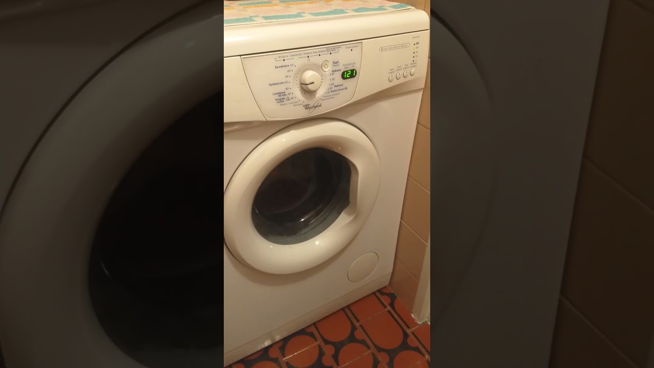 Pralka Whirpool AWM 6091 robi skok
