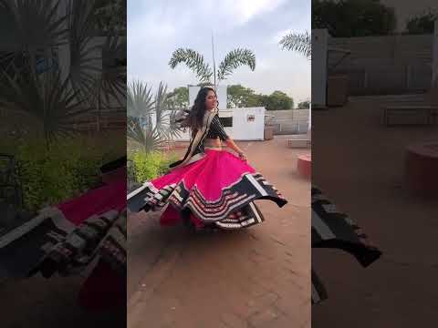 #nehasuthar #garba #dance #reels #video #vairalvideo #instagram #song #2023 #navratri