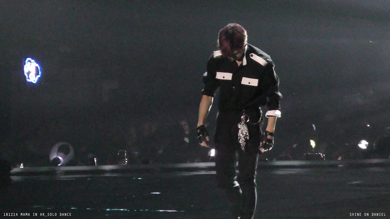 181214 MAMA IN HK _ SOLO DANCE 강다니엘 독무 직캠