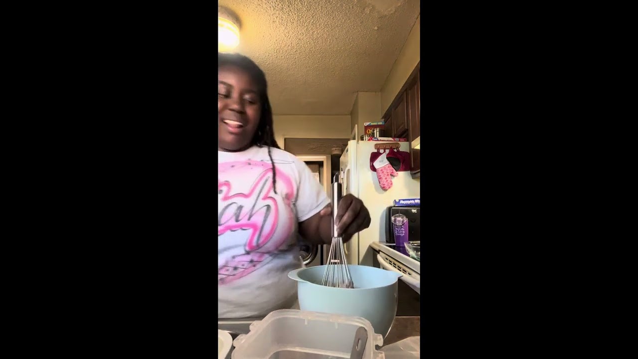 Get to know me/ Make brownies‼️‼️