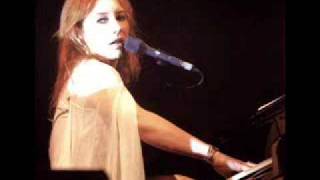 Tori Amos - I Ran chords