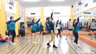 Goyang pengen kawin erie susan