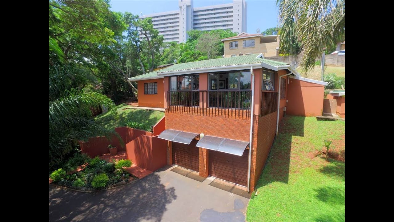 3 Bed Townhouse for sale in Kwazulu Natal Durban Amanzimtoti