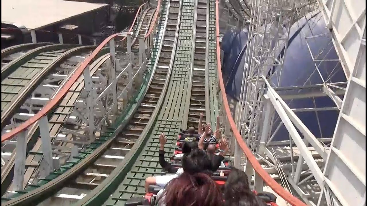 Montaña Rusa Wooden Roller Coaster Back Seat POV La Feria Mexico City