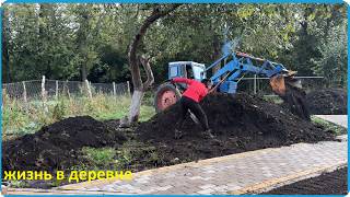 ПЕРЕЛОПАТИЛИ ТРИ КАМАЗА ЗЕМЛИ И НАЧАЛИ ДЕЛАТЬ ЗАБОР, ЖИЗНЬ В ДЕРЕВНЕ