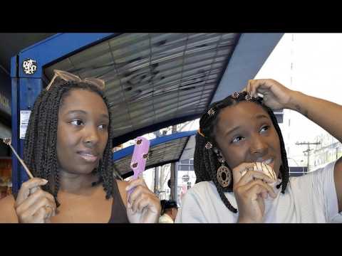 ASMR - Tia Catando Piolhos no Ponto de Ônibus | sons de Unha, Pente Fino e cabelo ✨
