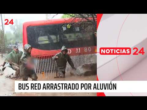 RED bus swept away by mudslide in San Carlos de Apoquindo ends up crashing into rocks | 24 Horas