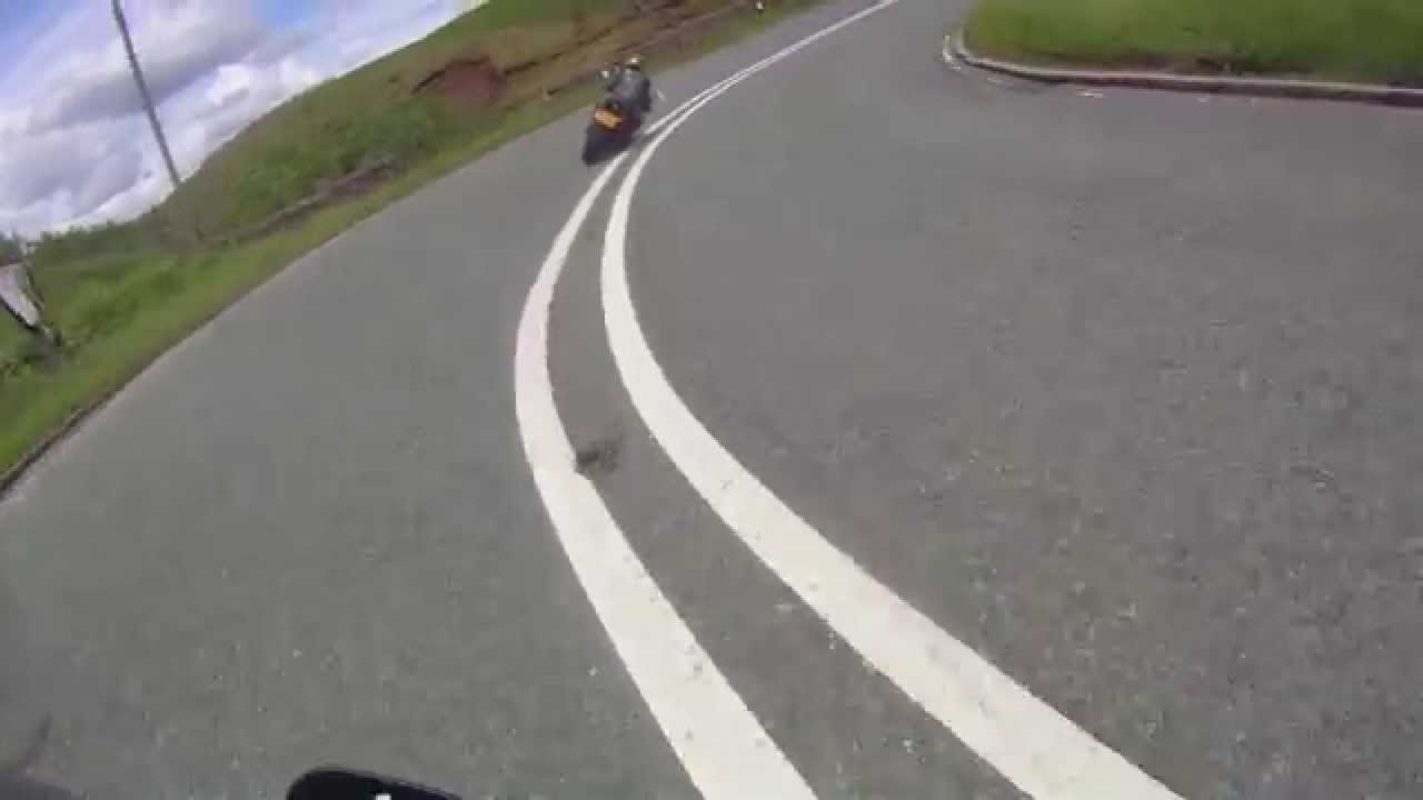 Cat and fiddle gsxr 750 k5 playing with an r1