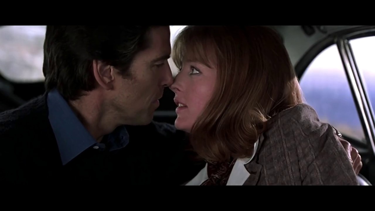 007 ゴールデンアイ Vol 1 五代目ボンド ピアース ブロスナン登場 カイエ デ モード