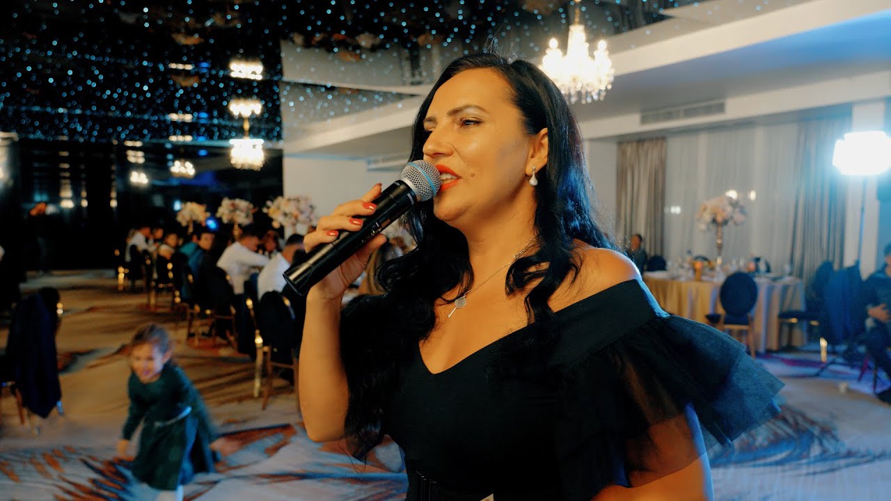 Ionela Nicolae & Orchestra - Colaj Hore Lente De Masa (Live)