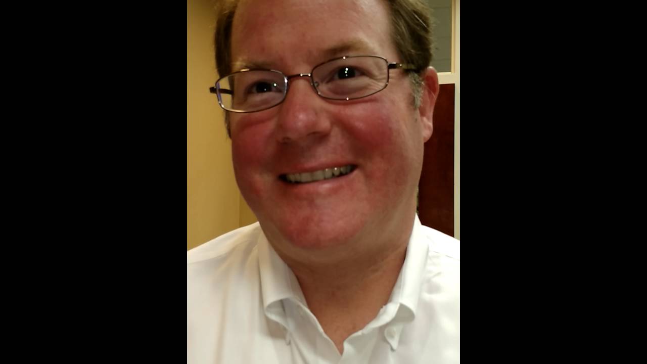 Thomas Wayne Hudson, The Walking Veteran, with Mayor Jason Shelton, Tupelo, Mississippi