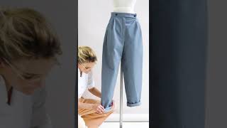 Pattern sM48/1 Blue Pleated Pants with rolled-up pant legs