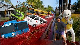 WATCH OUT! ALL THE CARS ARE WASHED AWAY BY THE FLASH FLOOD?!
