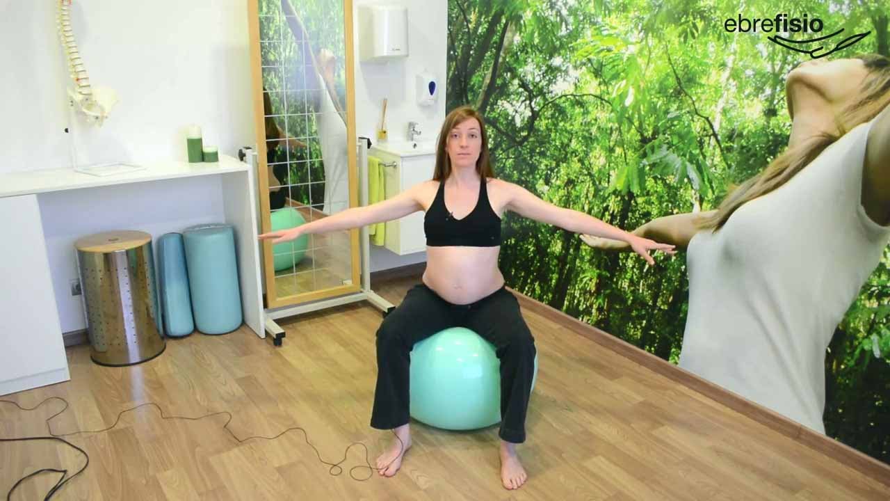 PILATES PARA EMBARAZADAS CON PELOTA PARA EL TERCER TRIMESTRE 