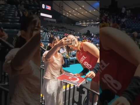 Zehra Güneş Big Fans Autograph And Selfie #volleyball #new #viral #shortvideo