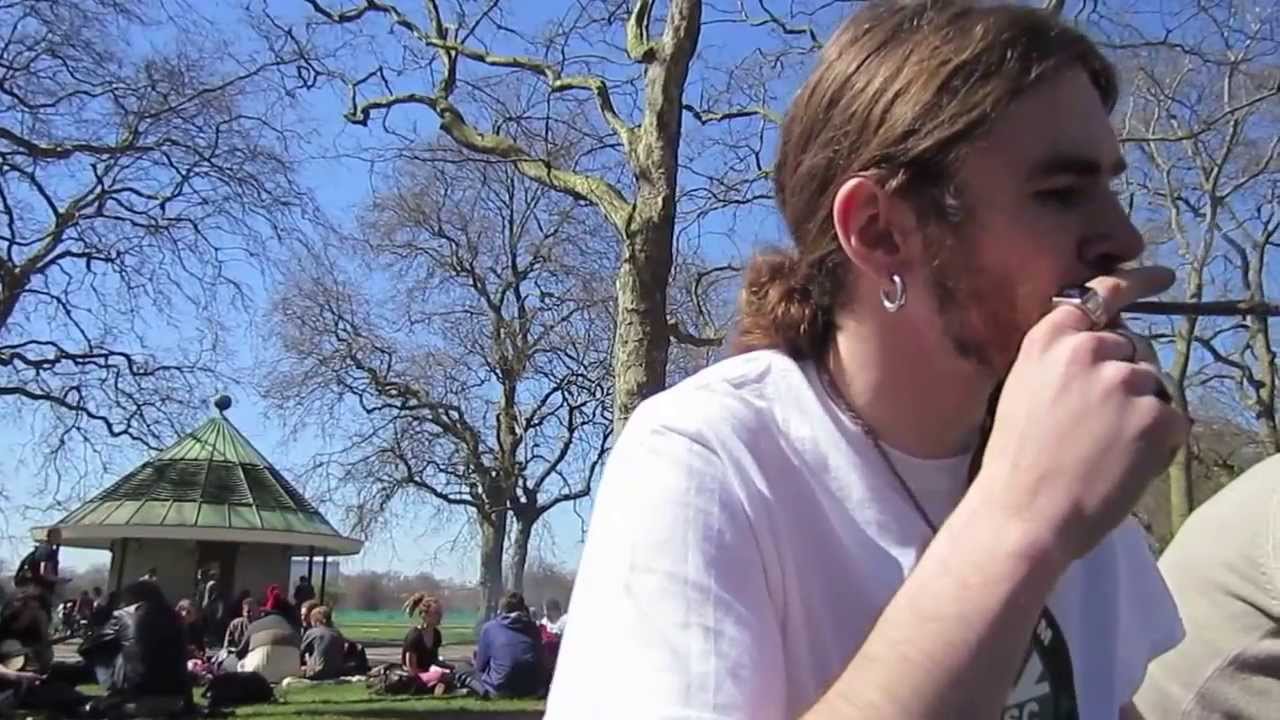Dabs with CannabisCureUK at the London 4/20 Hyde Park Meet Up