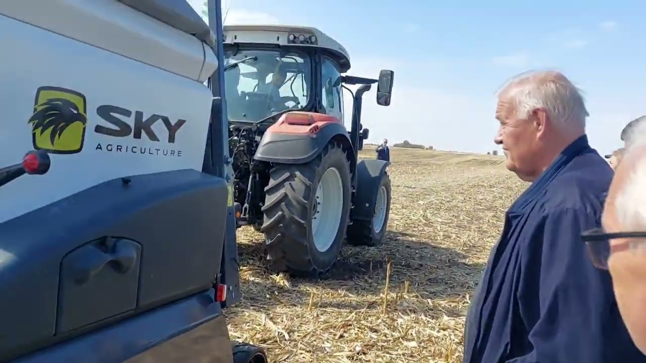 Väderstad Spirit , vs John Deere 750A, vs Sky Easydrill, vs RAD 3.0-20 vetőgépek próbája kukoricában