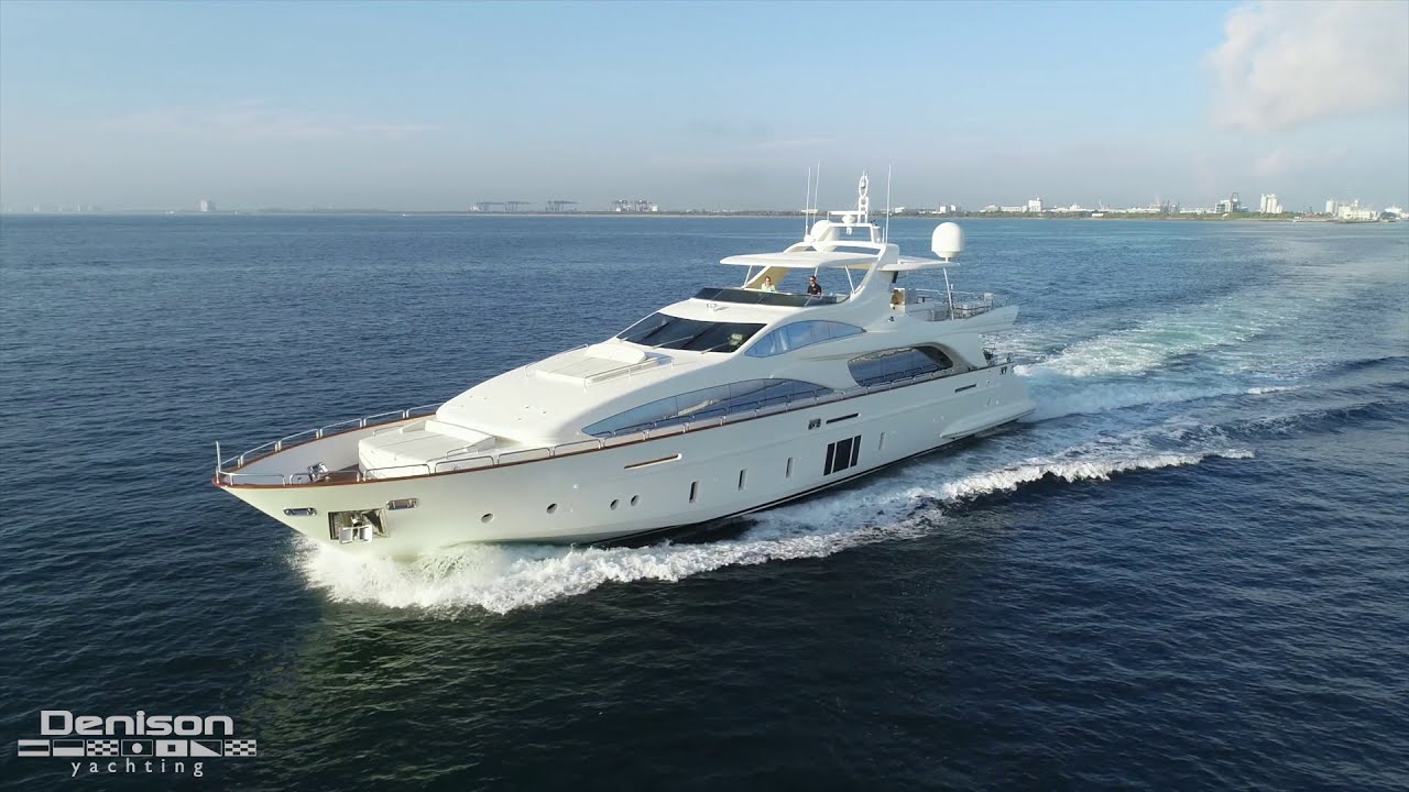 ⁣Azimut 105 Grande Superyacht Walkthrough