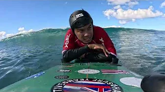 Quadriplegic surfs Waikiki (Queens)