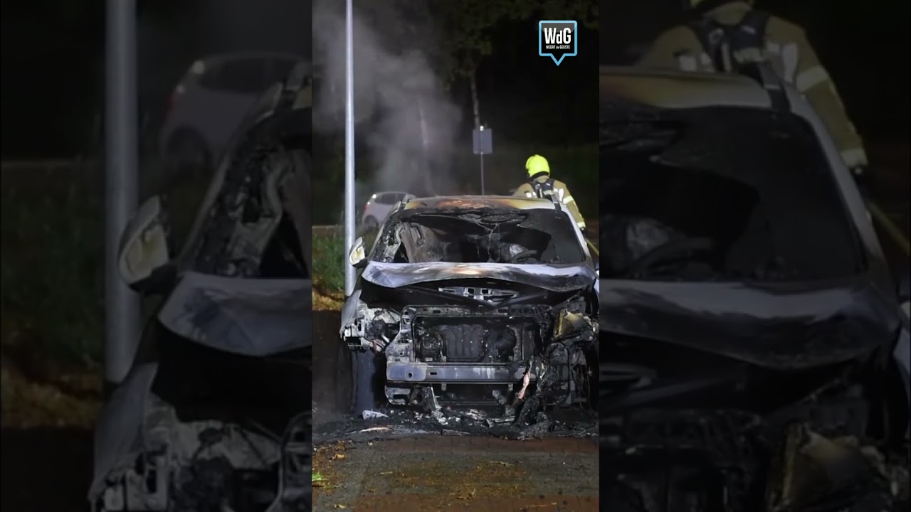 Twee auto’s volledig uitgebrand in Weert